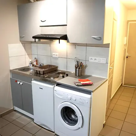 Apartment Centre